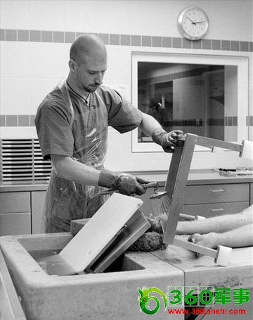 ʵ�ķ�ҽ����ʬ����ʵ����